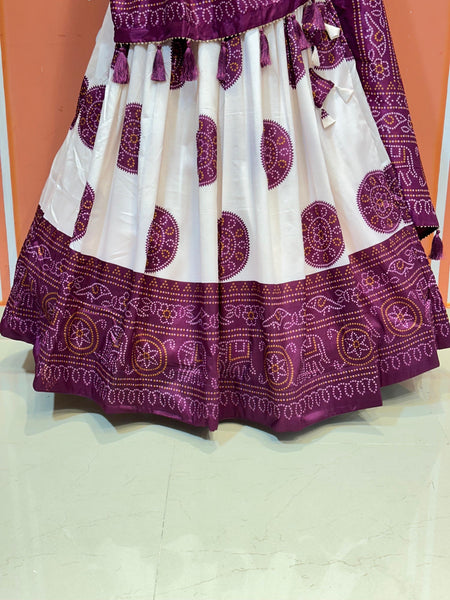 TUSSAR SILK GUJRATI BOOTA LEHENGA