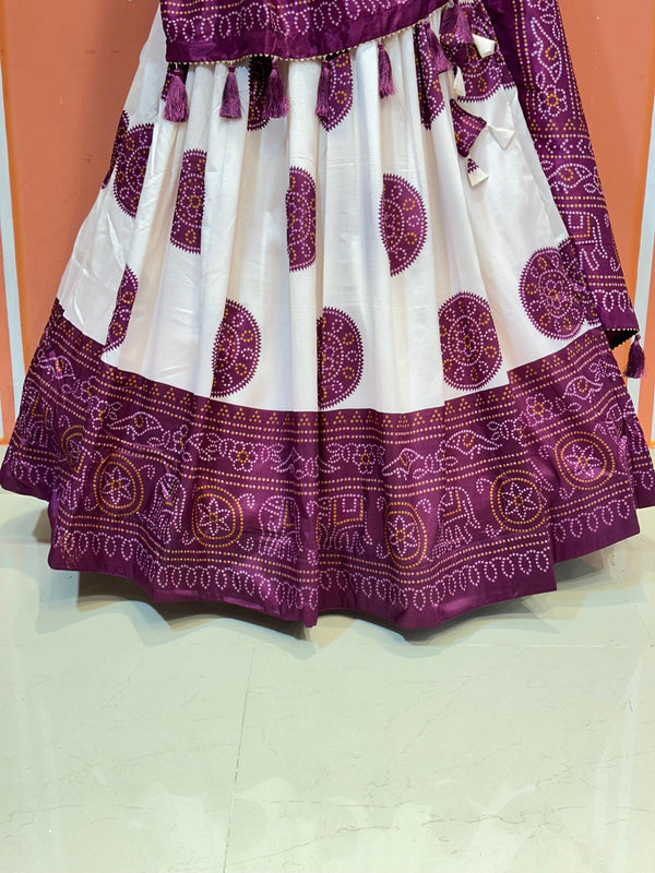 TUSSAR SILK GUJRATI BOOTA LEHENGA