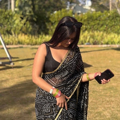 Bandhej Saree