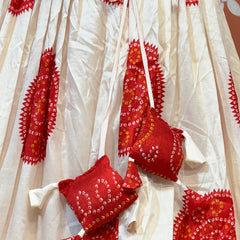 TUSSAR SILK GUJRATI BOOTA LEHENGA