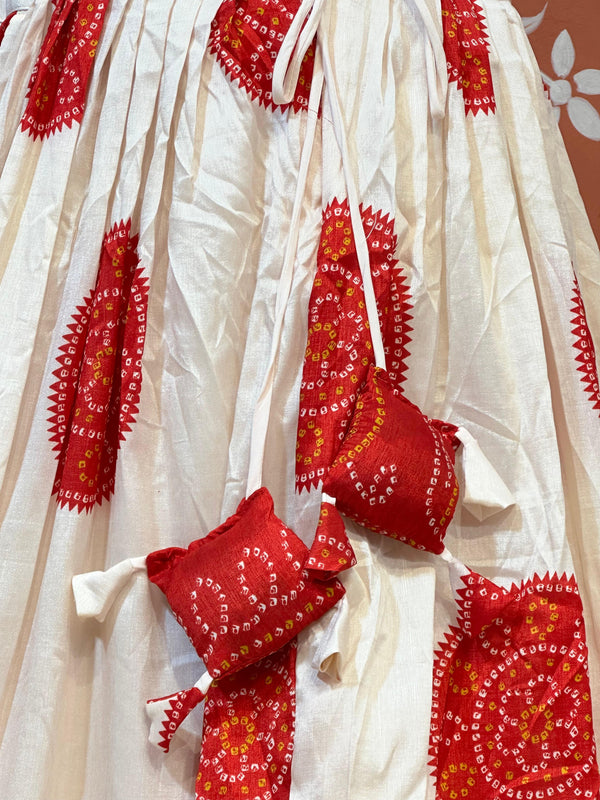 TUSSAR SILK GUJRATI BOOTA LEHENGA