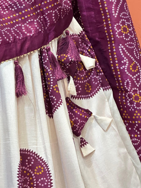 TUSSAR SILK GUJRATI BOOTA LEHENGA