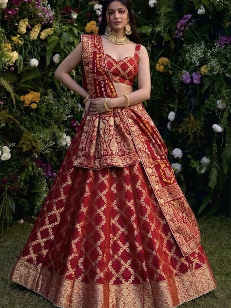 TAFETA SILK 24 KALI GHATCHOLA LEHENGA