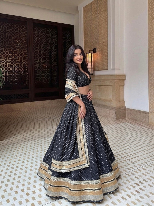 Leheriya Lehenga