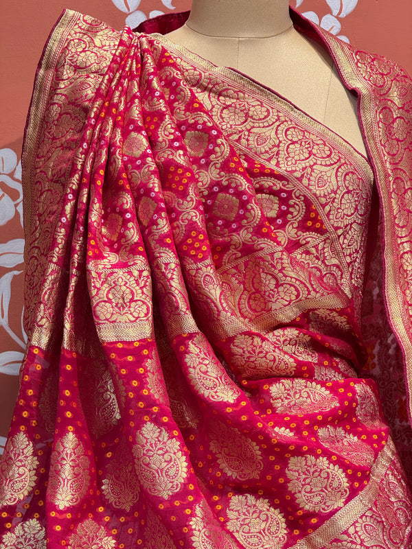 PURE VISCOS KHADDI GEORGETTE DUPATTA WITH TISSUE LEHENGA