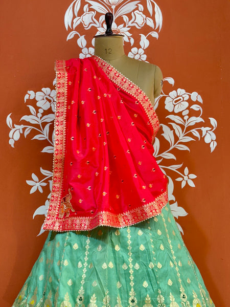 BANARSI ZARI HANDWORK LEHENGA