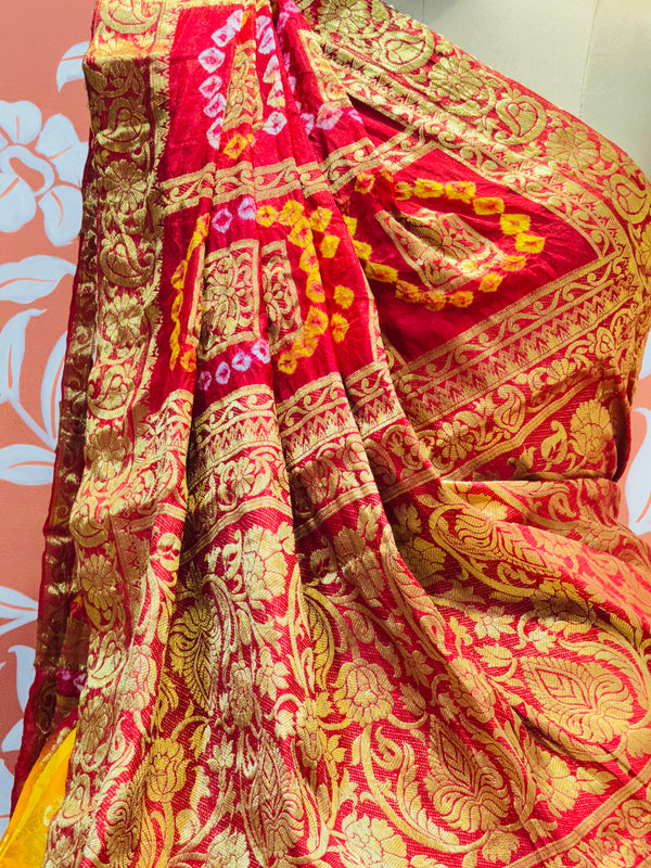 TAFETA SILK 24 KALI GHATCHOLA LEHENGA