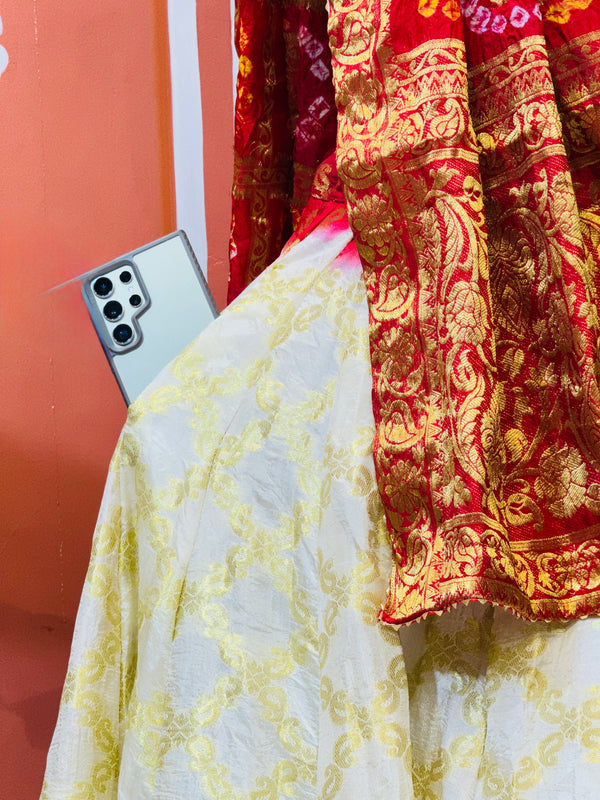 TAFETA SILK 24 KALI GHATCHOLA LEHENGA