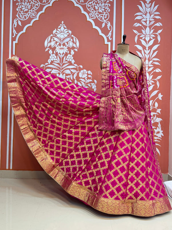 TAFETA SILK 24 KALI GHATCHOLA LEHENGA