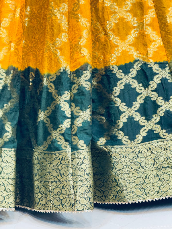 TAFETA SILK 24 KALI GHATCHOLA LEHENGA