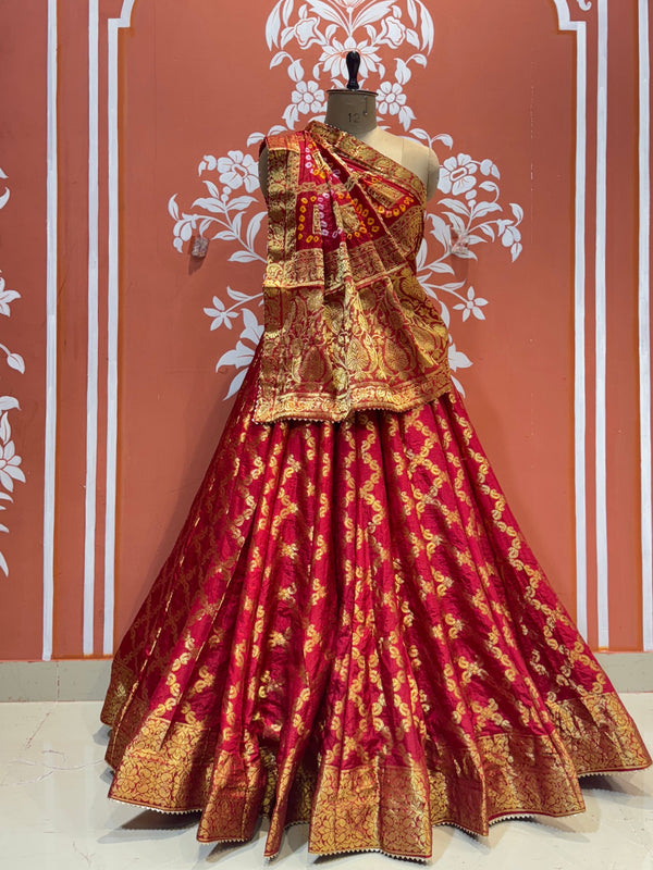 TAFETA SILK 24 KALI GHATCHOLA LEHENGA