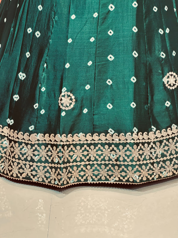 CHINON BHANDEJ KACCHI PATTI LEHENGA