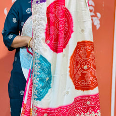 CHINON MANDALA BIG BOOTA SAREE