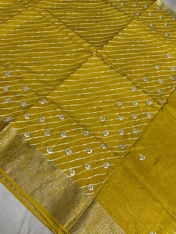 LEHERIYA MOONGA SILK SAREE