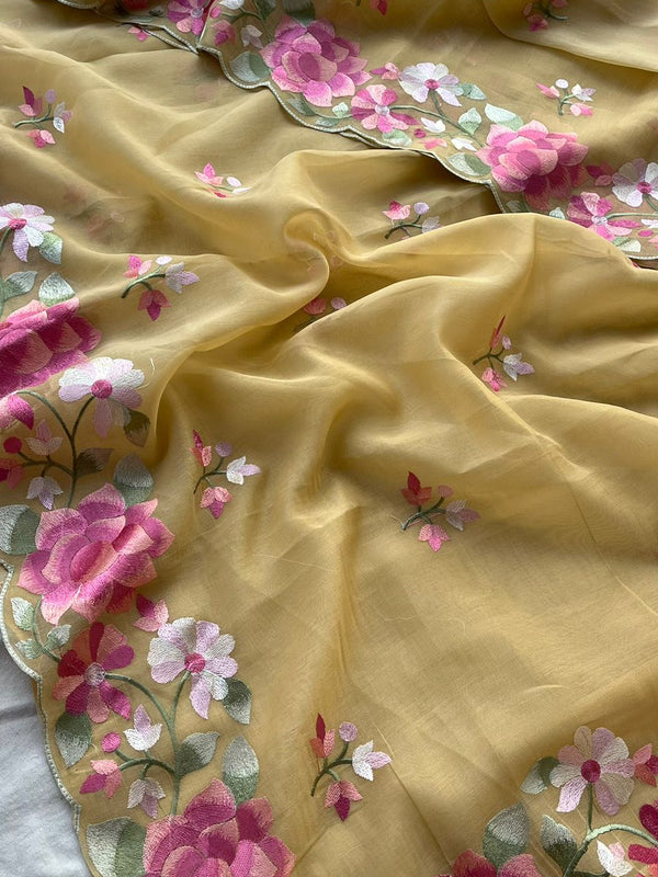 SOFT LINEN SAREE