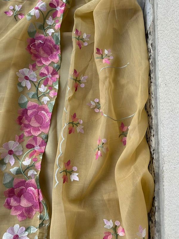 SOFT LINEN SAREE