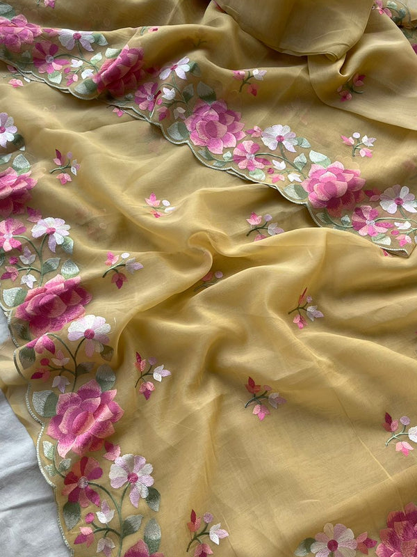 SOFT LINEN SAREE