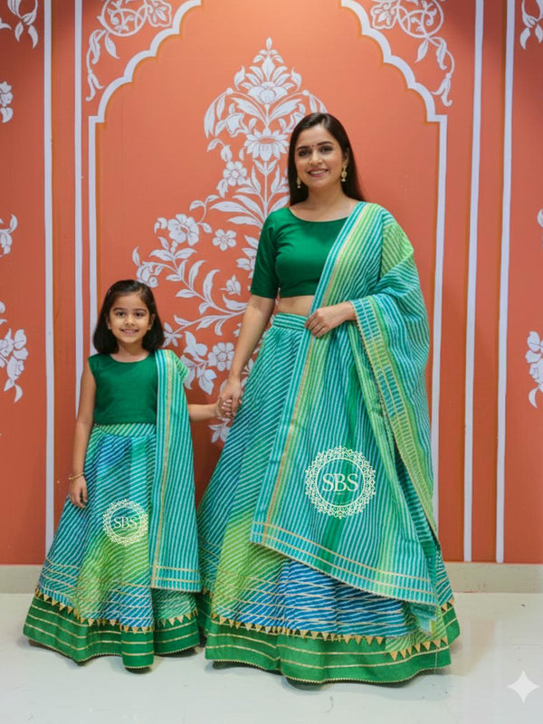 MOTHER DAUGHTER LEHENGA COMBO