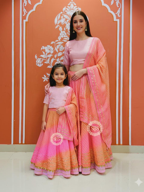 MOTHER DAUGHTER LEHENGA COMBO