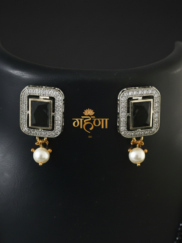 Jadau Pearl Kundan Necklace Set