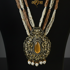 Jadau Pearl Kundan Necklace Set