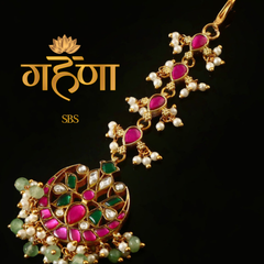 Kundan Maang Tika