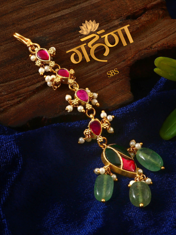 Kundan Maang Tika