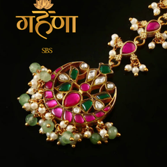 Kundan Maang Tika