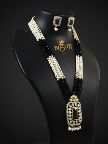 Jadau Pearl Kundan Necklace Set