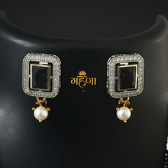 Jadau Pearl Kundan Necklace Set
