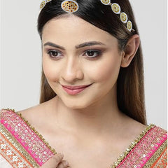 Elegant Traditional Maang Tikka Headpiece with Intricate Circular Design
