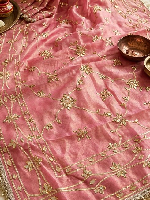 Cosmos Tissue Kacchi patti Jal Saree