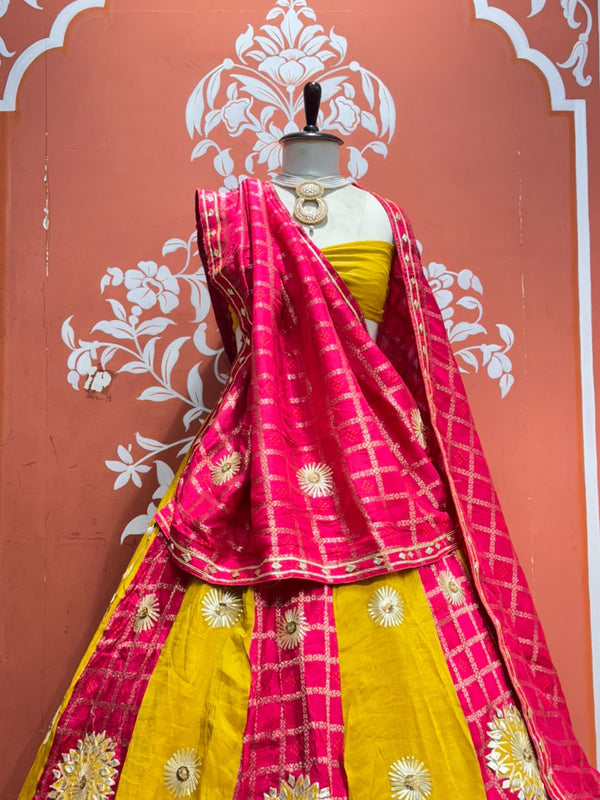 Mayra Lehenga