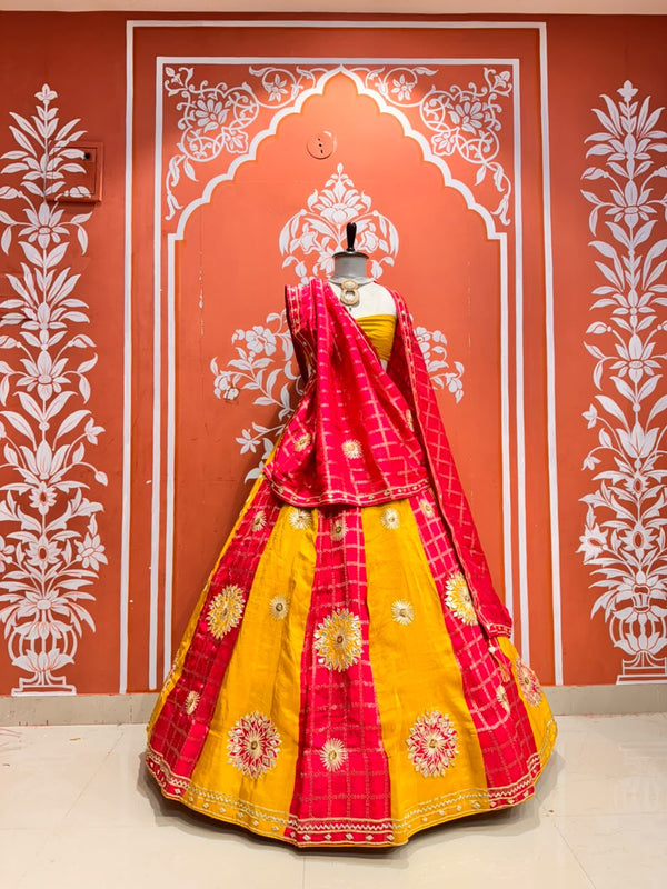 Mayra Lehenga
