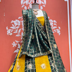 Mayra Lehenga
