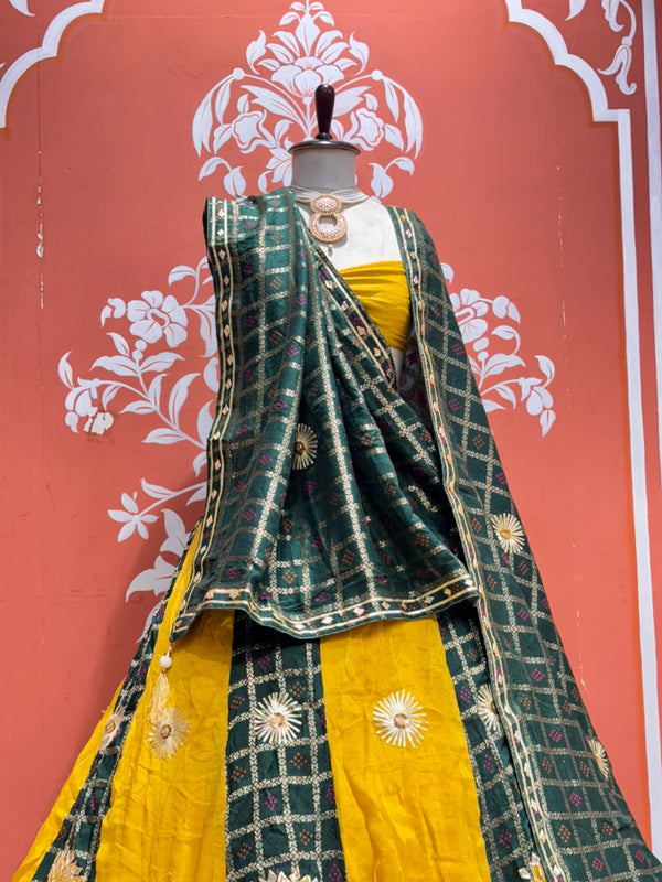 Mayra Lehenga