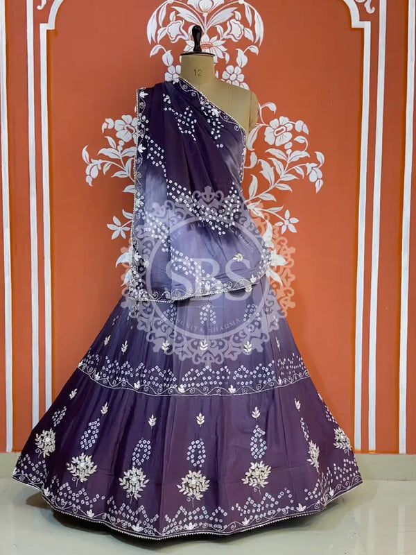AARI GOTA PATTI CHINON BHANDEJ LEHENGA Grey / Free Size