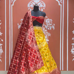 BANARSI GHATCHOLA LEHENGA Red & Yellow / Free Size