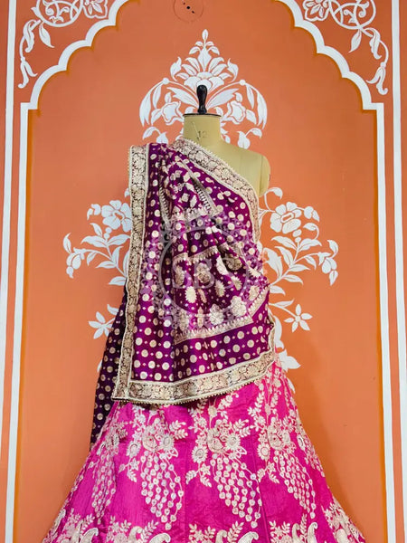 BANARSI ZARI HANDWORK LEHENGA Purple & Pink / Free Size