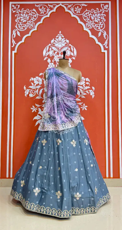 BHANDEJ GOTA PATTI CHINON LEHENGA Grey / Free Size