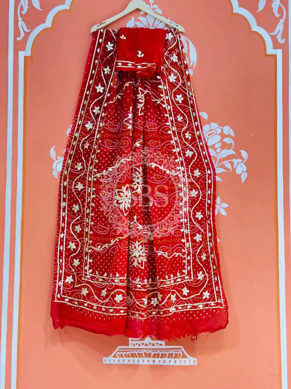 BHANDHANI PURE CHIFFON KACHI PATTI SAREE Red / Free Size