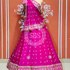CHINON BHANDEJ KACCHI PATTI LEHENGA Pink / Free Size