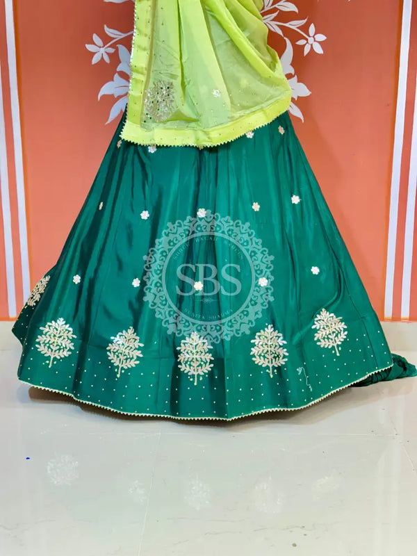 CHINON GOTA PATTI LEHENGA