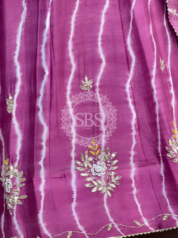 CHINON HANDWORK LEHERIYA LEHENGA