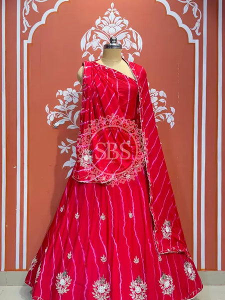 CHINON HANDWORK LEHERIYA LEHENGA Red / Free Size