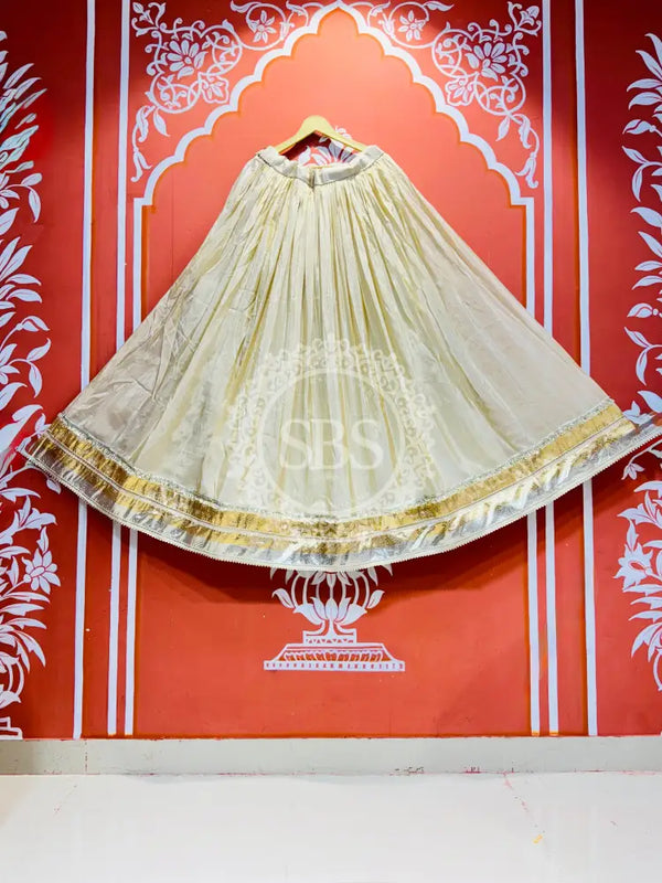 COSMOS TISSUE LEHENGA KACHI PATTI PELIYA DUPATTA Cream & Rust-Red / Free Size