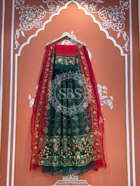 DARBARI GEORGETTE LEHERIYA SAREE Green / Free Size