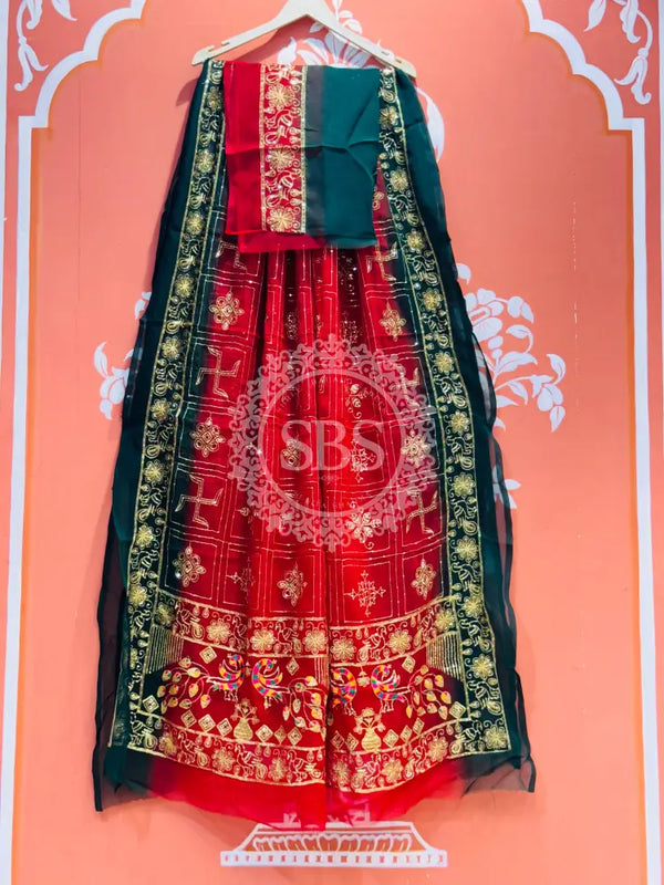 DARBARI GEORGETTE LEHERIYA SAREE Green / Free Size