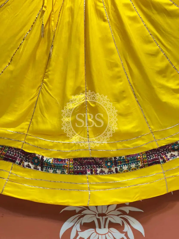 GARBA DANDIYA SKIRTS FOR NAVRATRI WITH UNSTITCHED BLOUSE