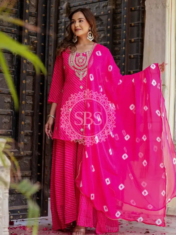 GEORGETTE KACHI PATTI INDOWESTERN Pink / Free Size